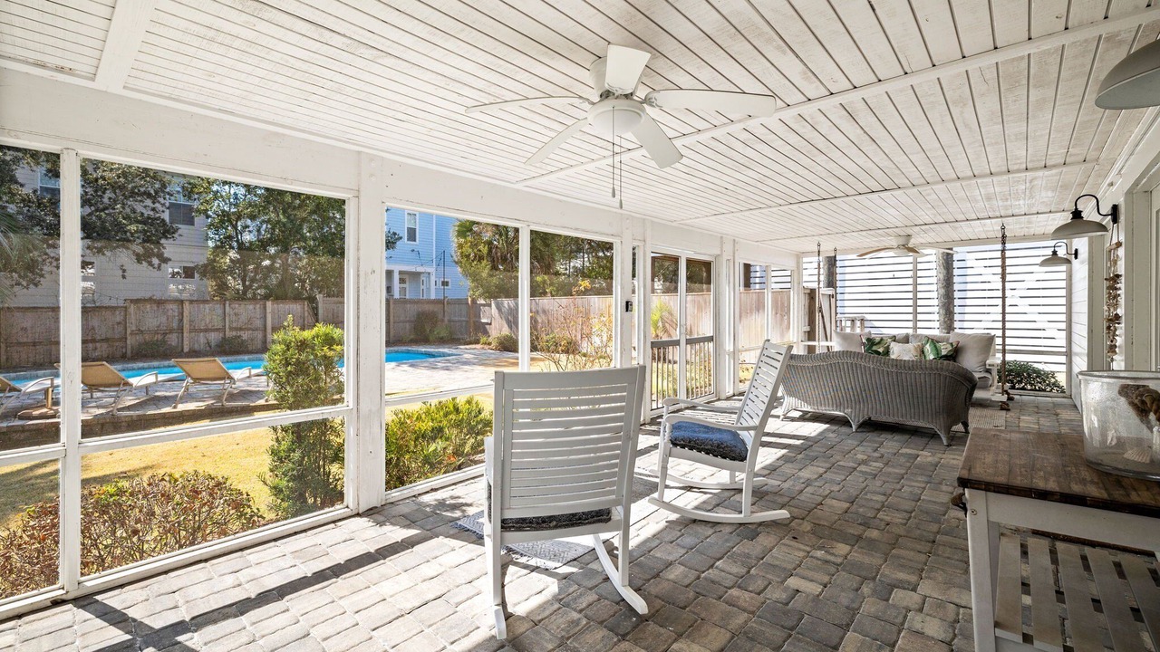 Photo of Patio Balcony in Gulfview Heights