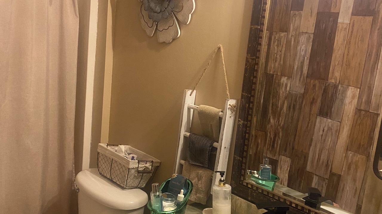 Photo of Bathroom in Davenport
