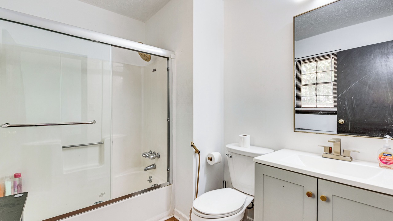 Photo of Bathroom in Clarkdale