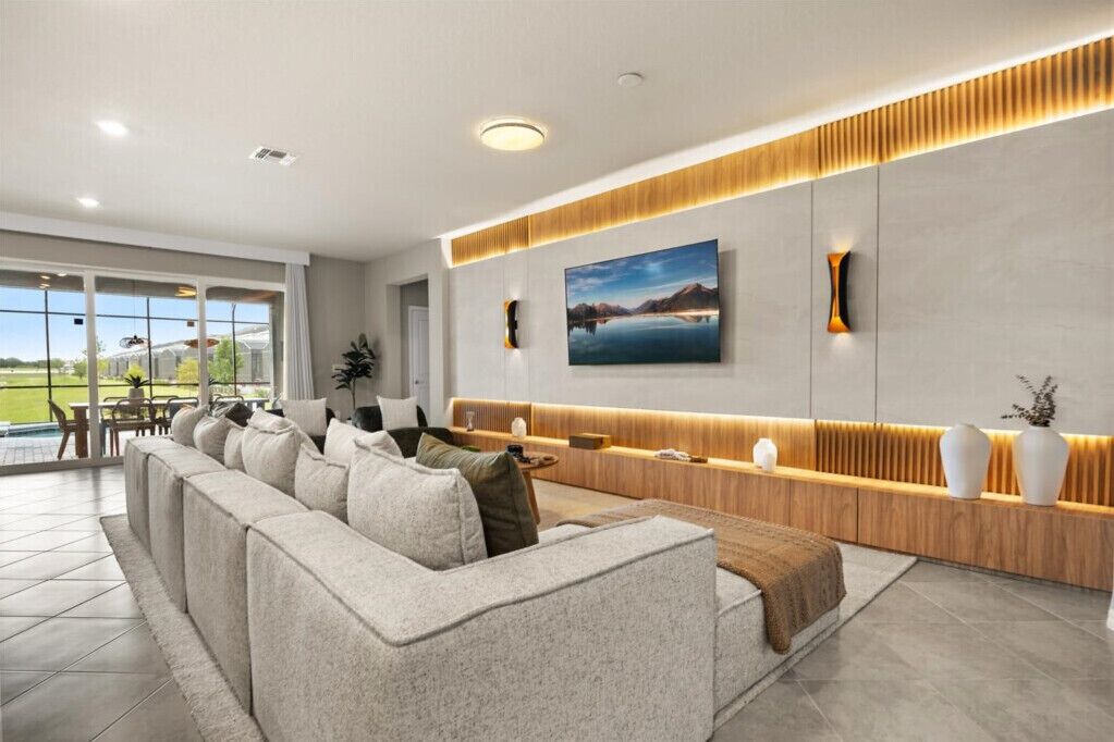 Photo of Livingroom in Four Corners