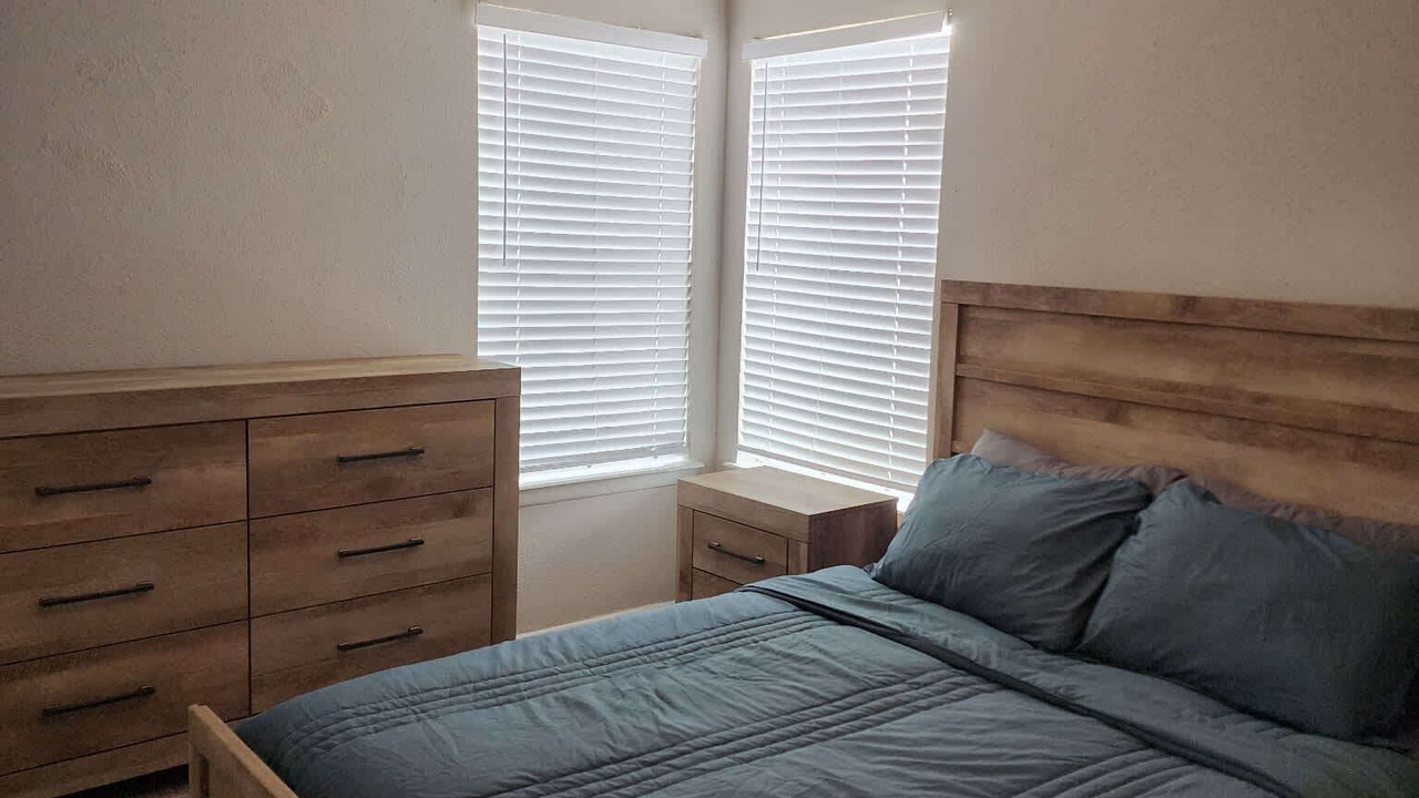 Photo of Bedroom in Palm Valley