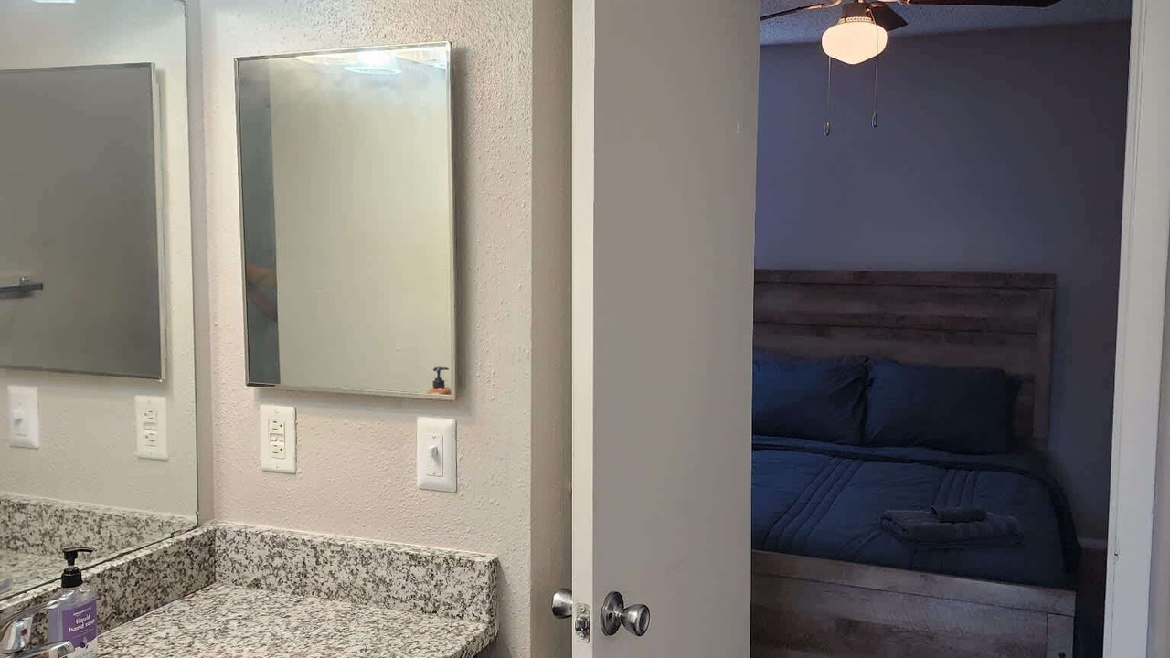 Photo of Bathroom in Palm Valley