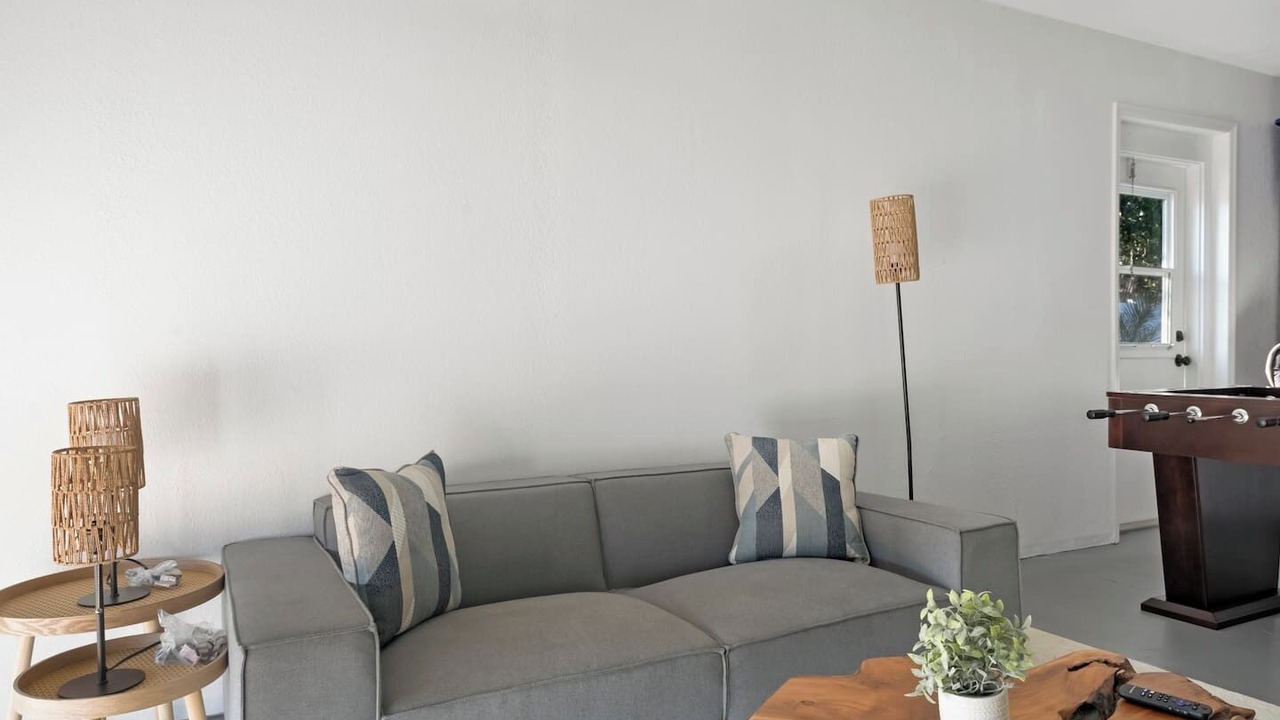 Photo of Livingroom in Apollo Beach