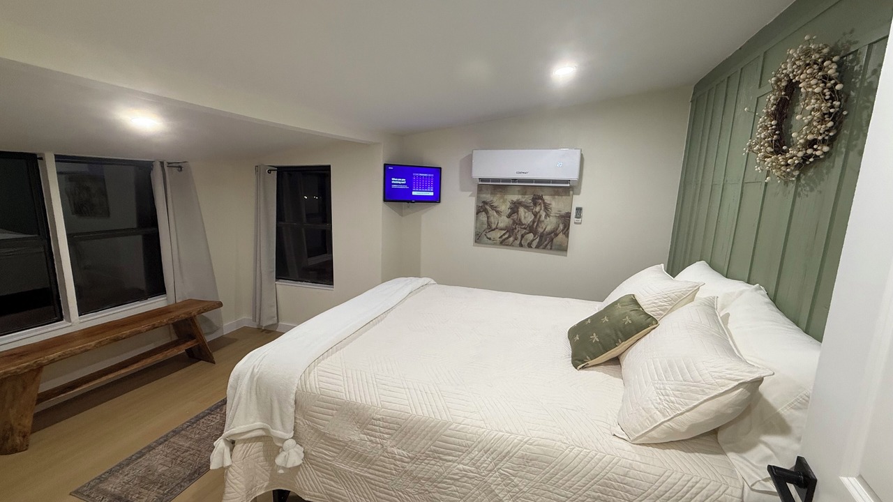 Photo of Bedroom in Altoona