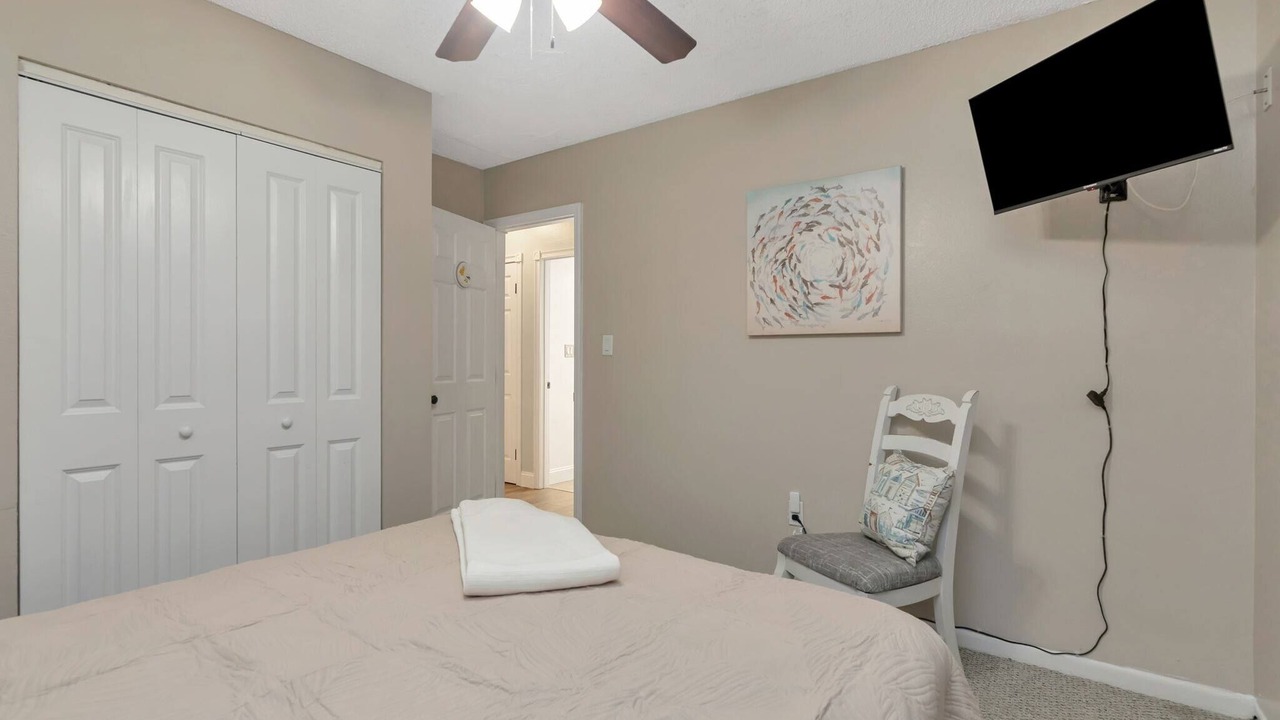 Photo of Bedroom in Pinellas Park