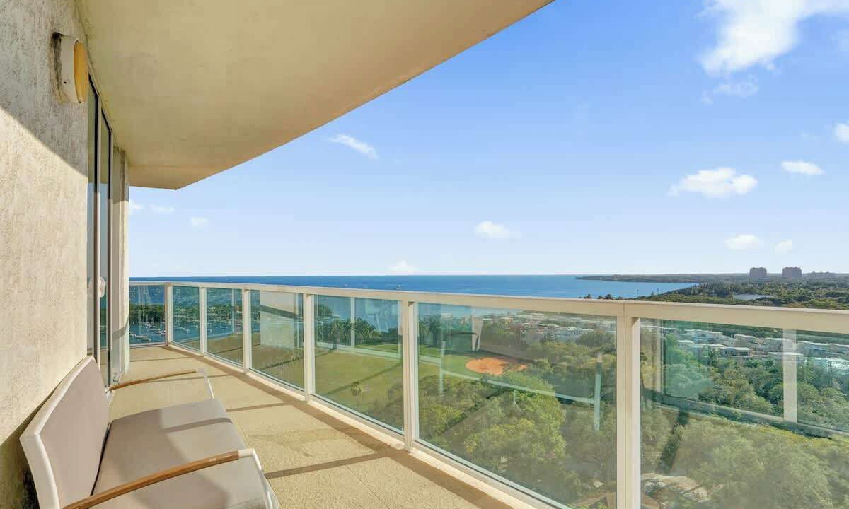 Photo of Outdoor in Coconut Grove