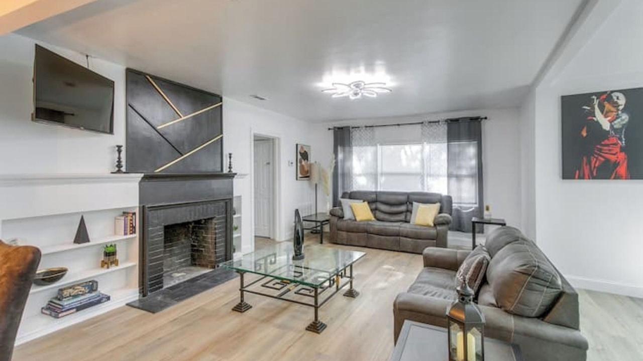 Photo of Livingroom in Valdosta