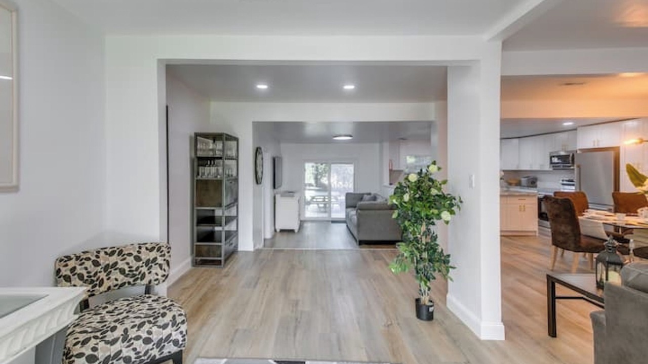 Photo of Livingroom in Valdosta