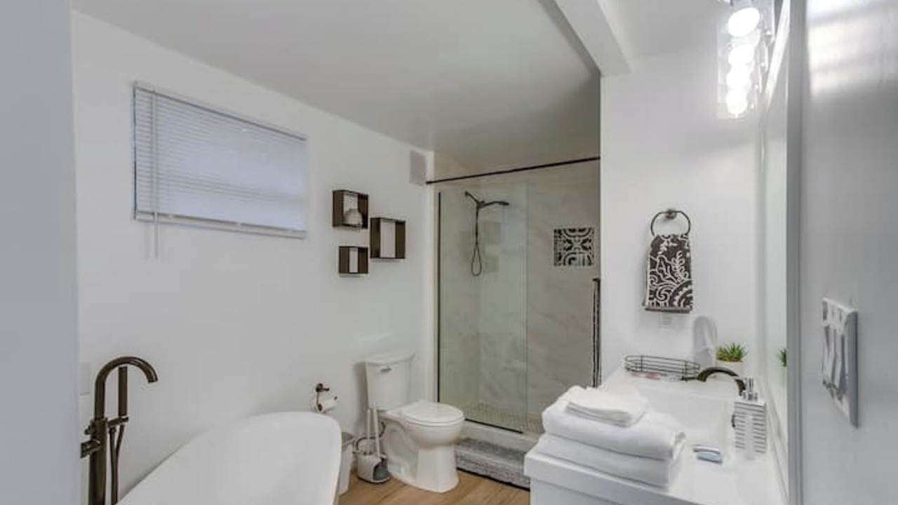 Photo of Bathroom in Valdosta