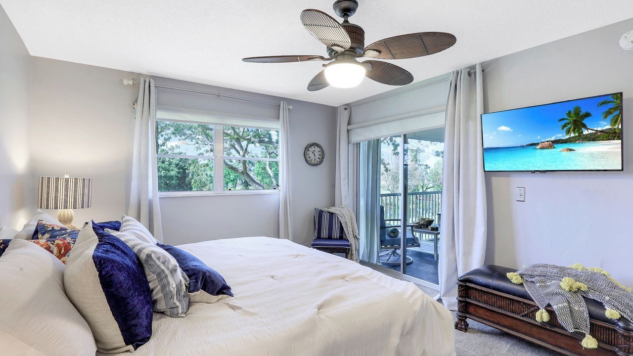 Photo of Bedroom in Lely Golf Estates