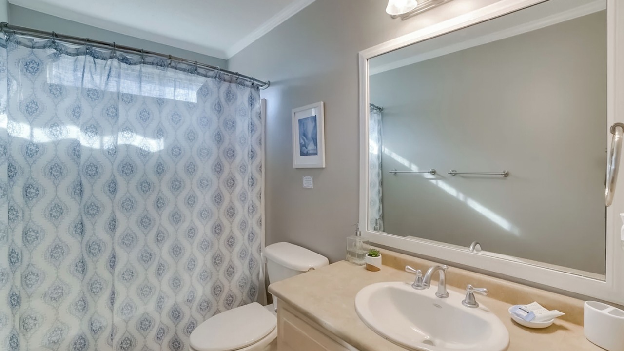 Photo of Bathroom in Valdosta