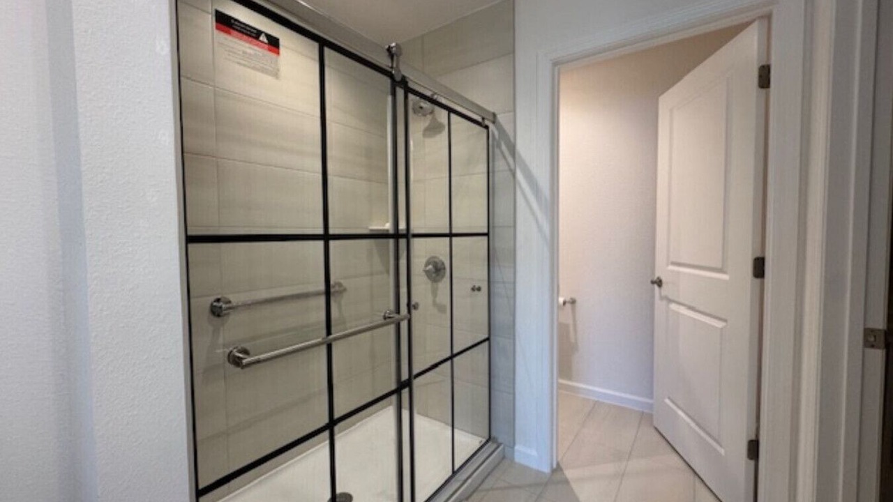 Photo of Bathroom in Candler
