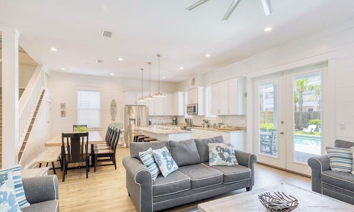 Photo of Bedroom in Miramar Beach