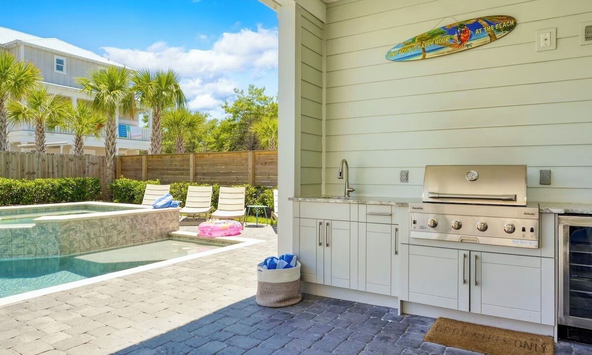 Photo of Outdoor in Miramar Beach