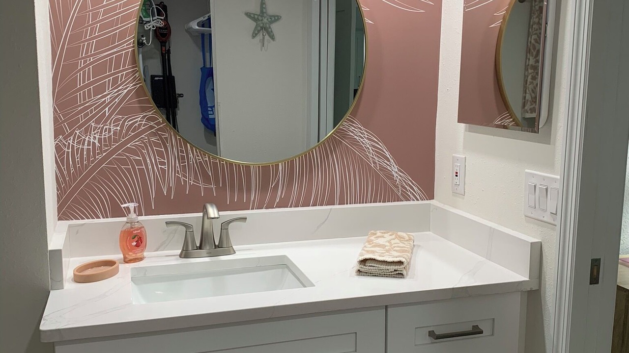 Photo of Bathroom in Mid Island