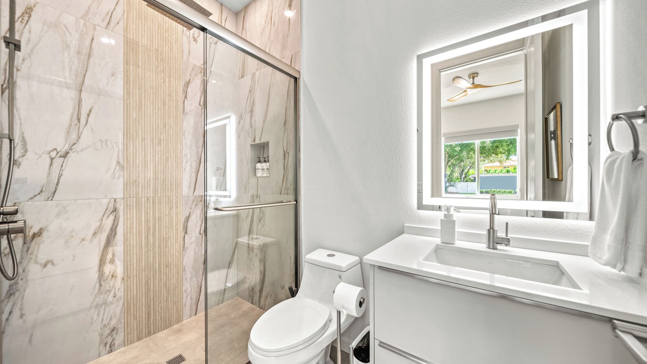 Photo of Bathroom in Arlington Park
