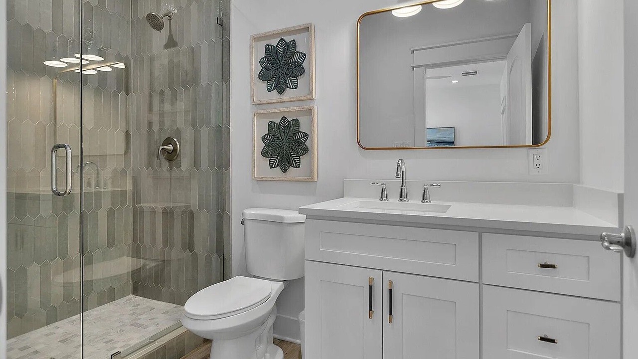 Photo of Bathroom in Treetop