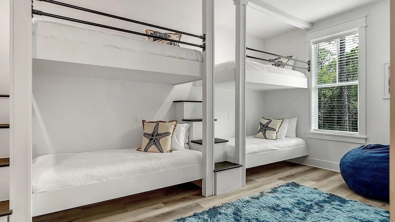 Photo of Bedroom in Treetop