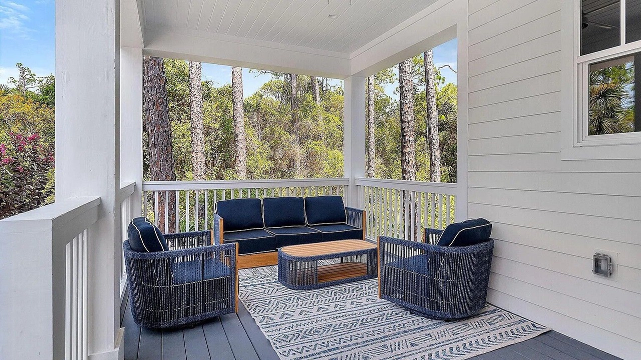 Photo of Outdoor in Treetop