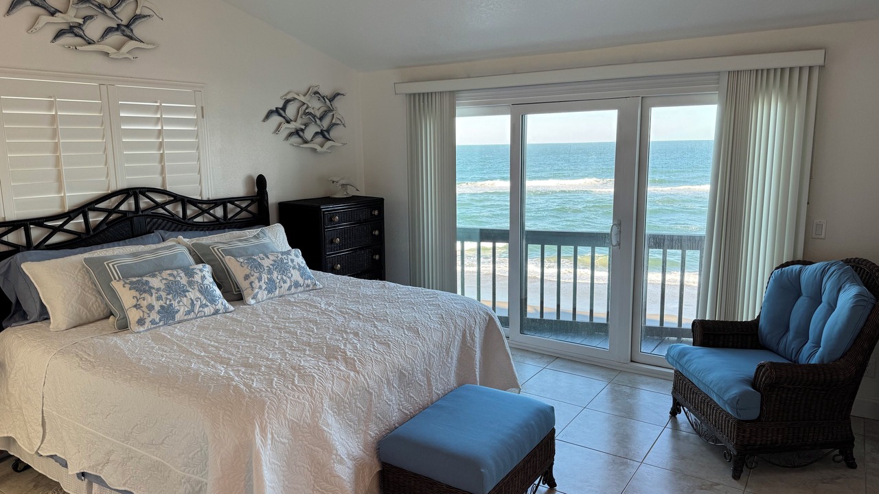 Photo of Bedroom in Melbourne Beach