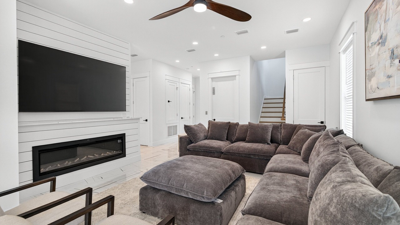 Photo of Bedroom in Gulfview Heights