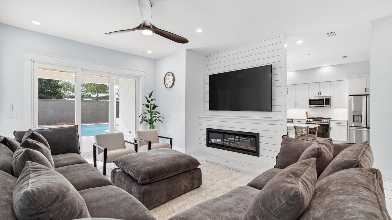 Photo of Bedroom in Gulfview Heights
