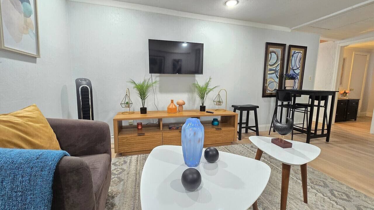 Photo of Livingroom in Thornton Park