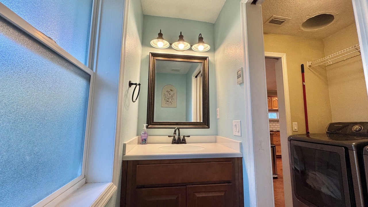 Photo of Bathroom in Citrus Springs