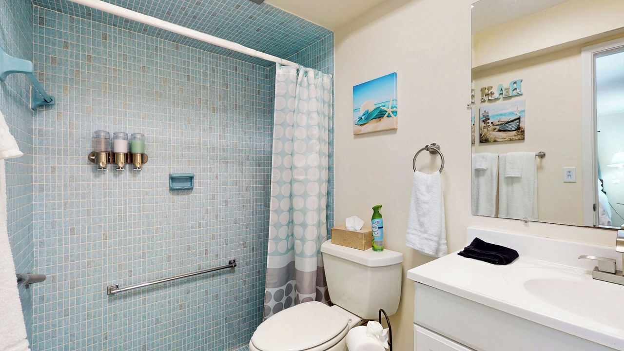 Photo of Bathroom in Oakland Hills