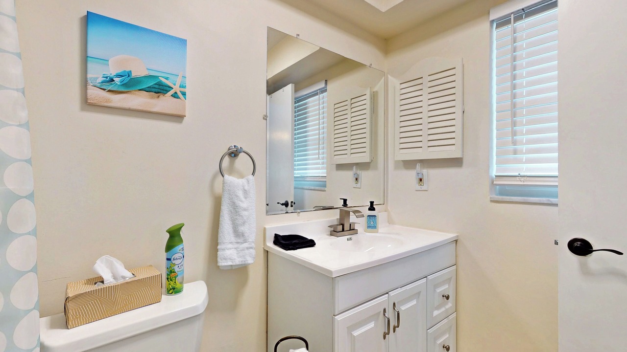 Photo of Bathroom in Oakland Hills