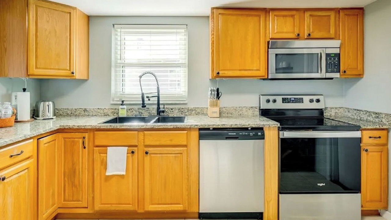 Photo of Kitchen in Oakland Hills