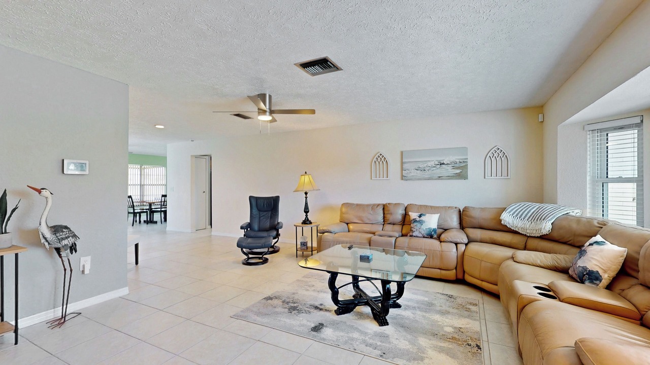 Photo of Livingroom in Oakland Hills