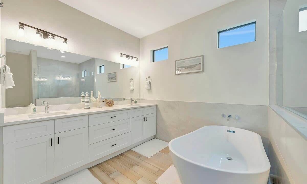 Photo of Bathroom in Bonita Springs
