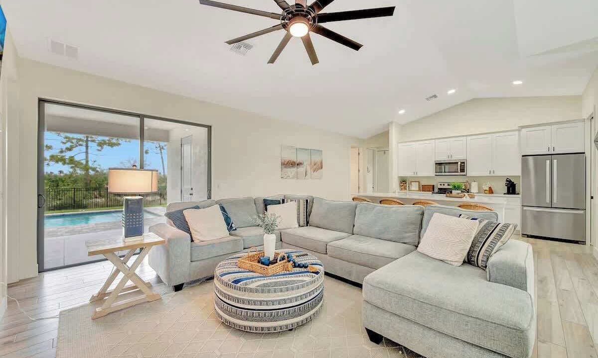 Photo of Livingroom in Bonita Springs
