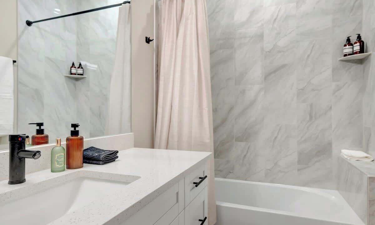 Photo of Bathroom in Bonita Springs