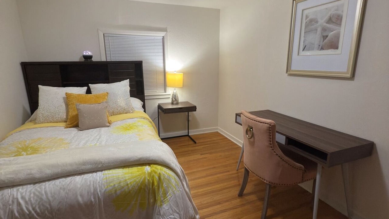 Photo of Bedroom in DeLand