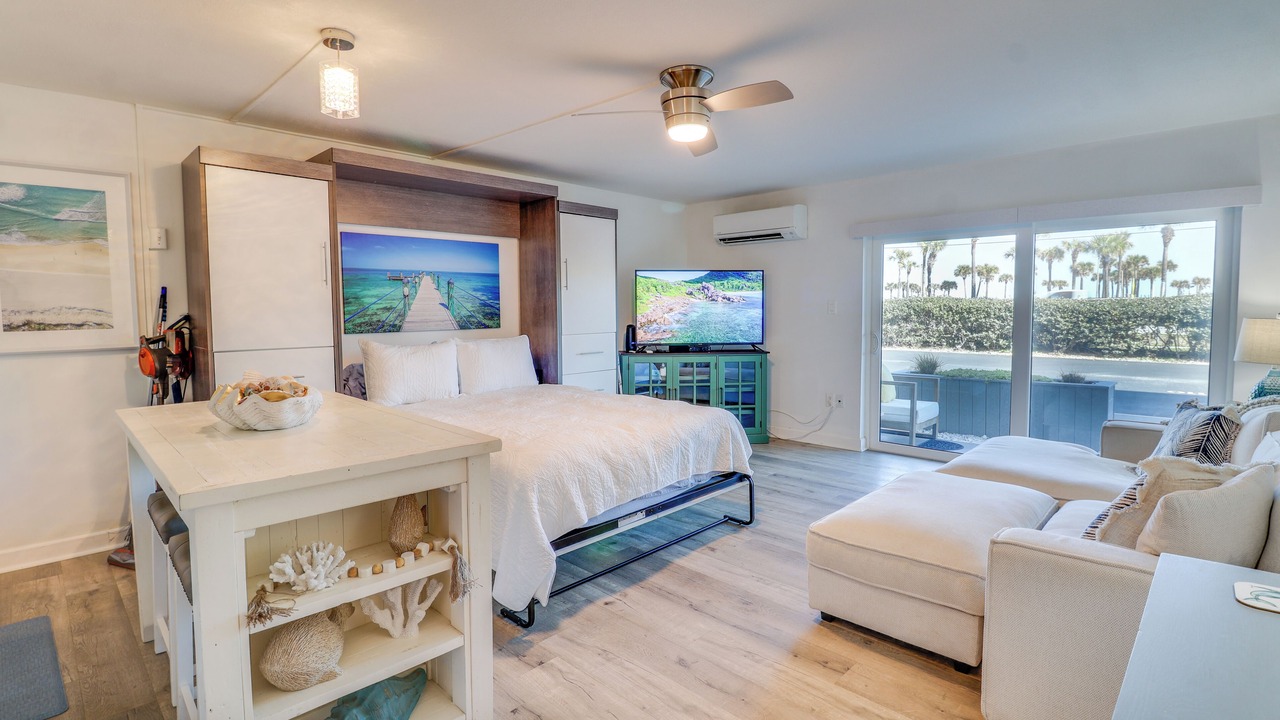 Photo of Bedroom in Point East