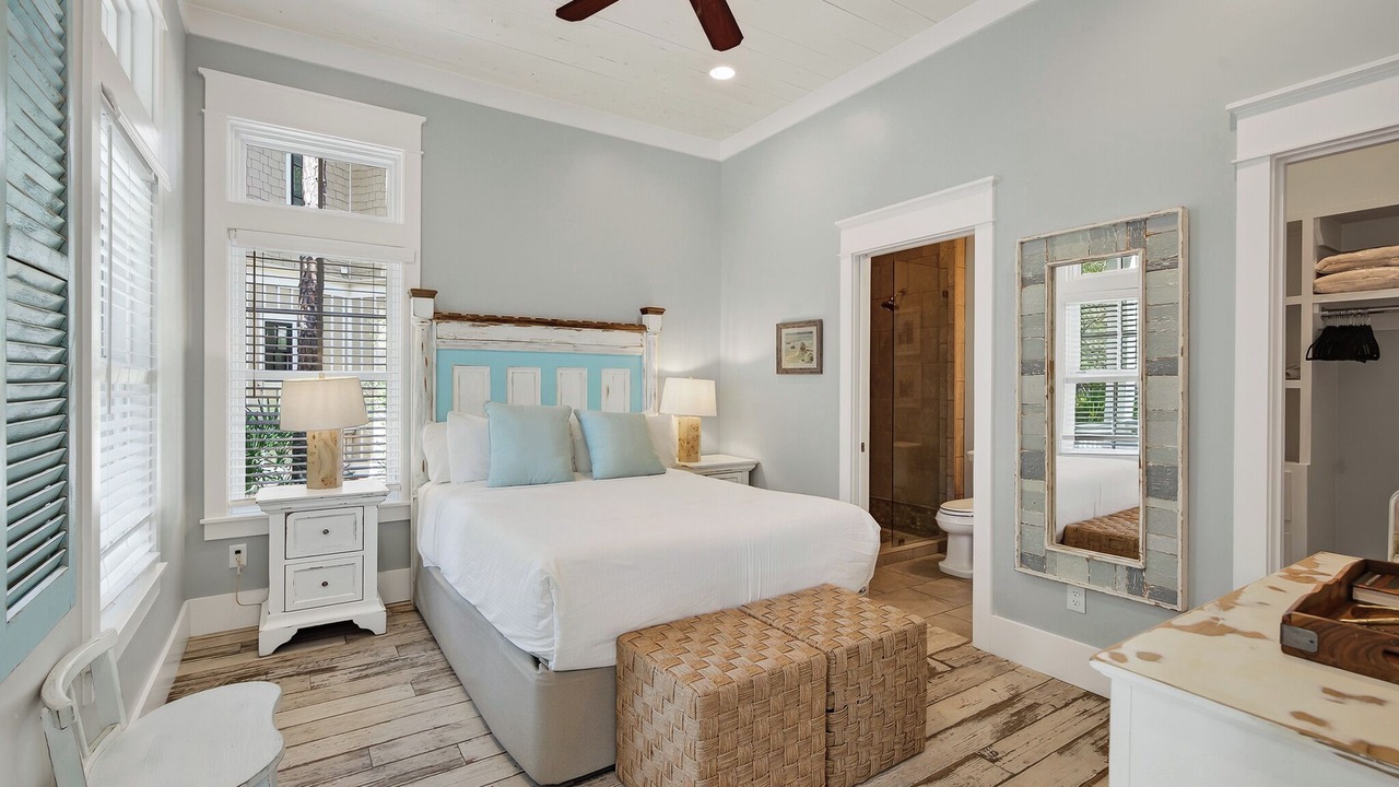 Photo of Bedroom in Forest District
