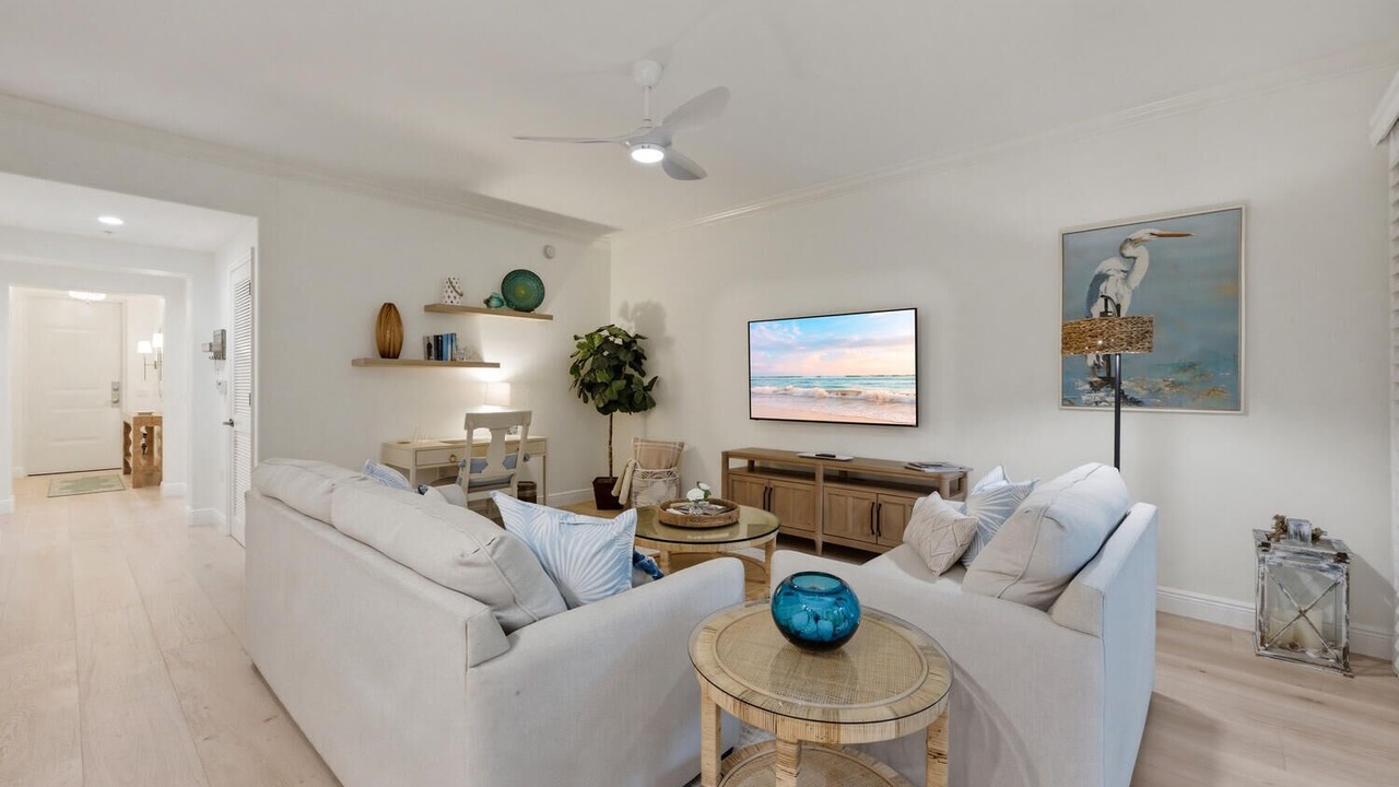 Photo of Livingroom in East Naples