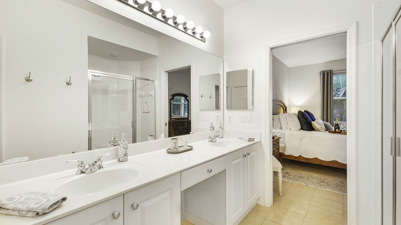 Photo of Bathroom in Naples