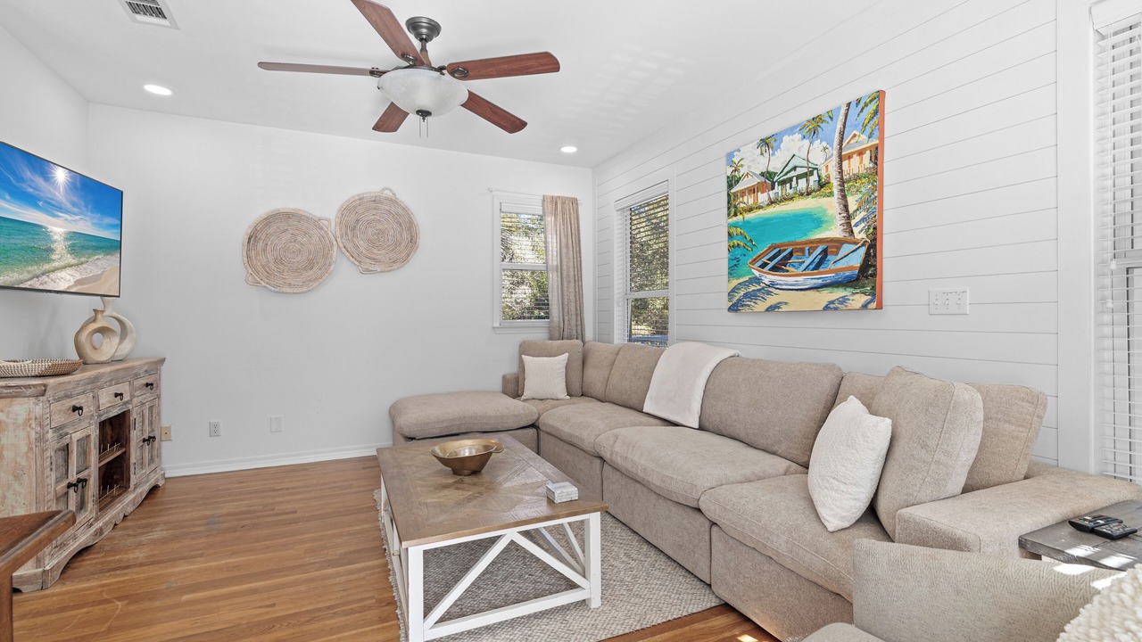 Photo of Bedroom in Gulfview Heights