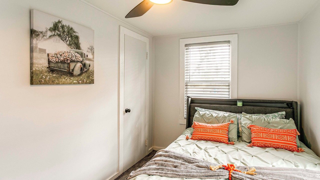 Photo of Bedroom in Waycross