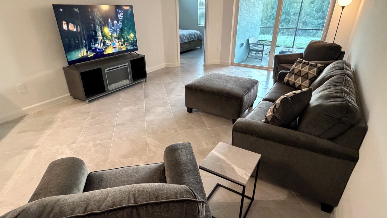 Photo of Livingroom in Englewood
