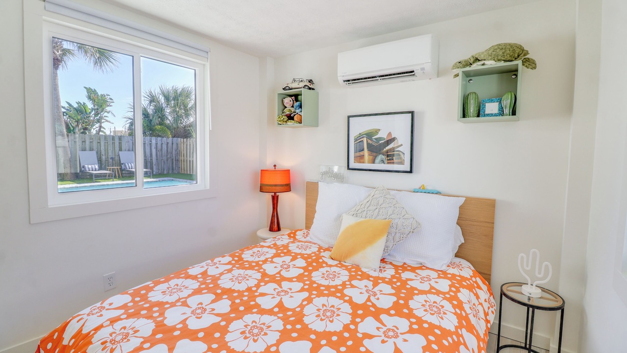 Photo of Bedroom in New Smyrna Beach