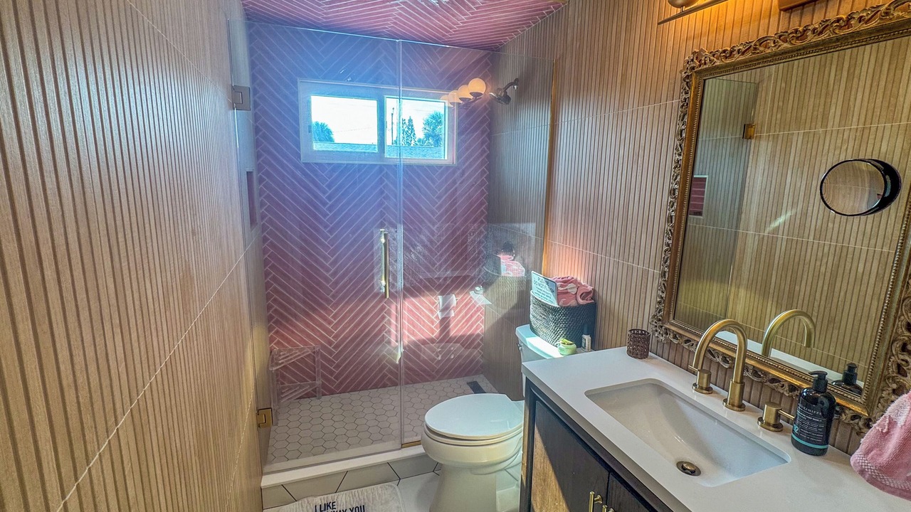 Photo of Bathroom in New Smyrna Beach