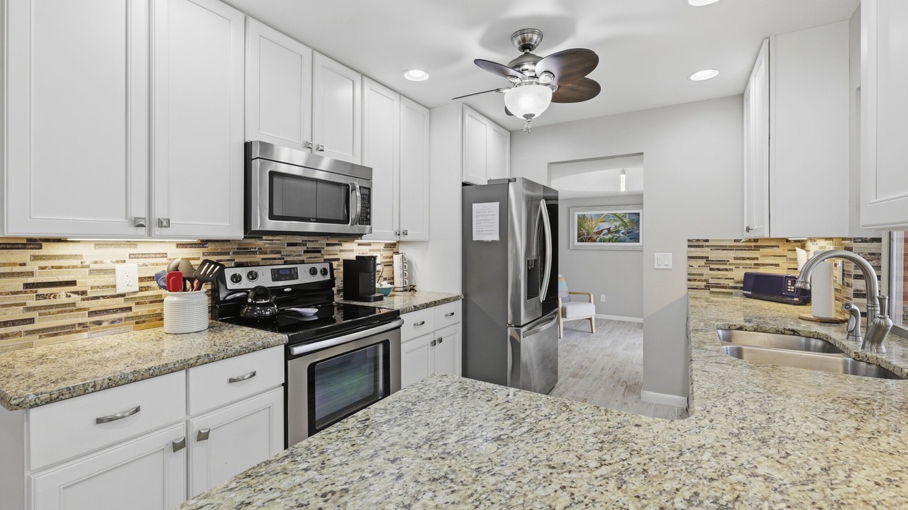 Photo of Kitchen in Caloosahatchee