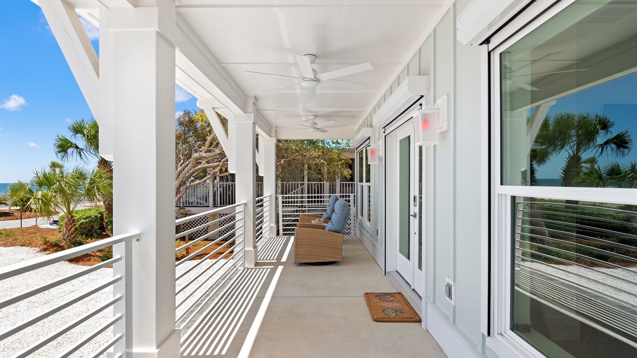 Photo of Patio Balcony in Mexico Beach