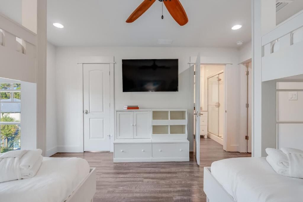 Photo of Bedroom in Treetop