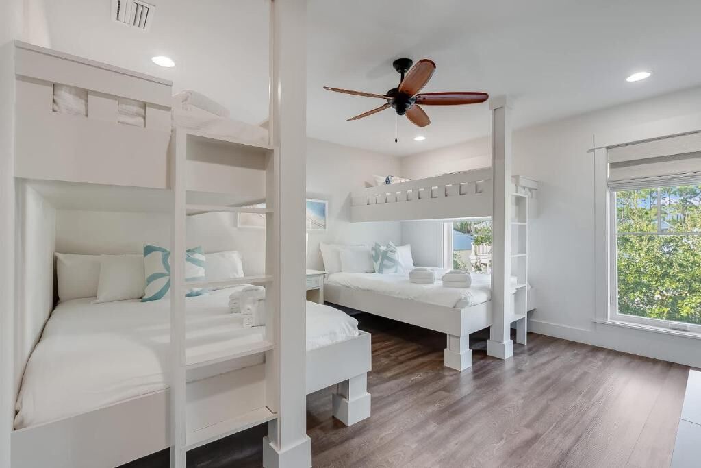Photo of Bedroom in Treetop