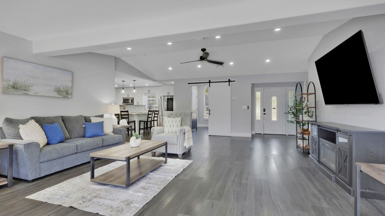 Photo of Livingroom in Rural Estates